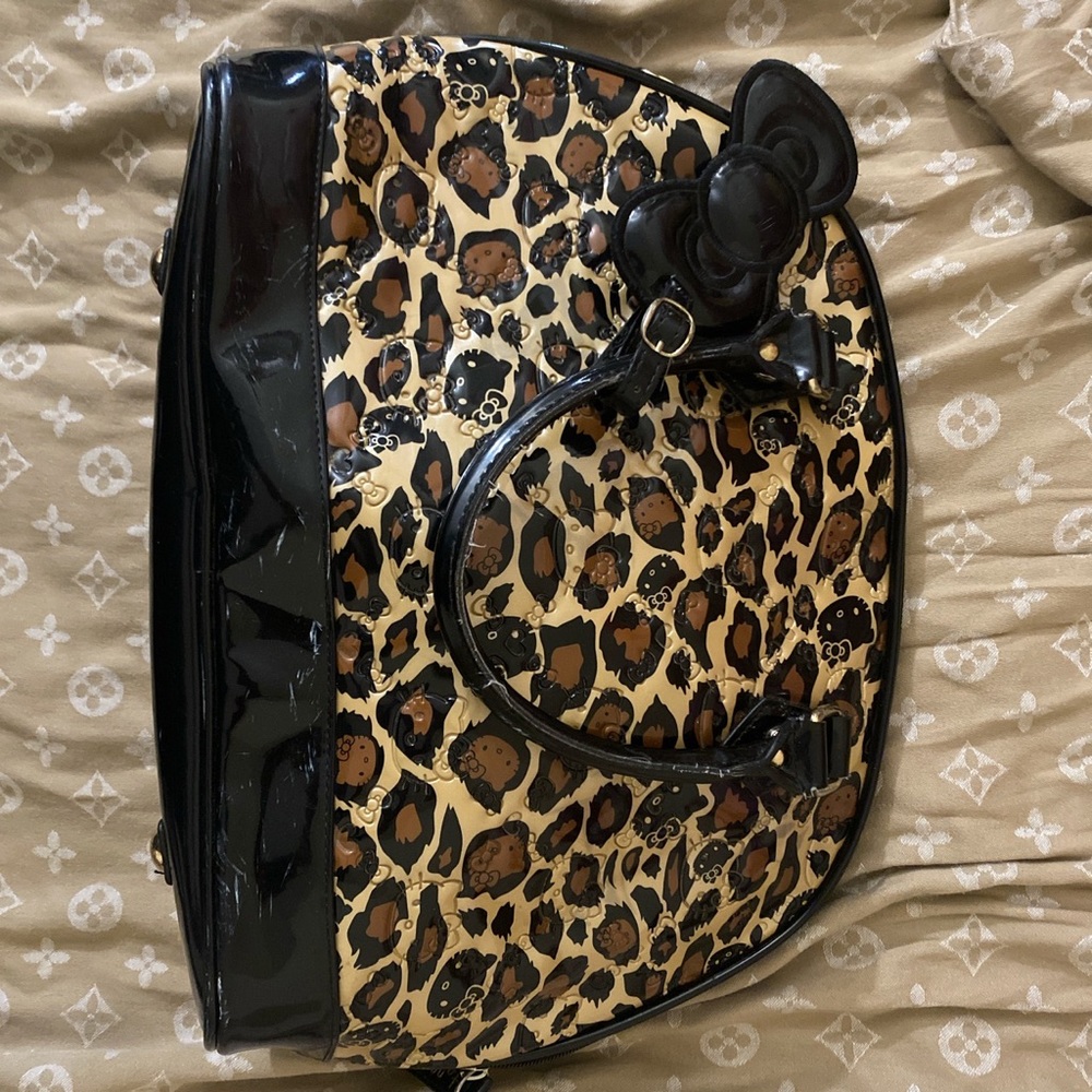 Cheetah print Hello Kitty x Loungefly bag!